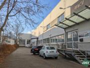 Büro mit großem Lager direkt bei der A22