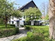 Büro Praxis Kanzlei individuelle Mischung von Stadt und...