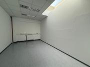 Büro und Lagerflächen in modernem Gewerbeobjekt zu... Büro und Lagerflächen in modernem Gewerbeobjekt zu...