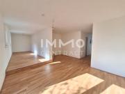 Büro und Wohnen kombiniert! Herrliche Freifläche...