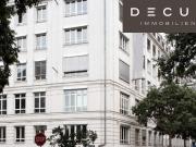 + + Bürohaus H33 + +