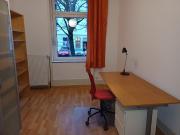 Büroraum zur Untermiete in Privatwohnung