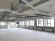 Büros im Industrial Style auf kreativem, ehemaligen... Büros im Industrial Style auf kreativem, ehemaligen...