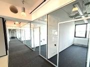 Büros im Industrial Style auf kreativem, ehemaligen...