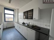 + + BÜROS + + + Inzersdorf + + + Allgemein Terrasse + +...
