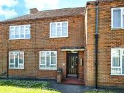 Burrow Road, Chigwell, 1 Bedroom Flat