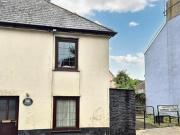 Burton Street, Brixham, 2 Bedroom Semi detached