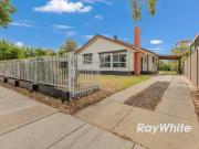 Bushland Serenity & Town Convenience