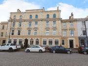 Bute Crescent, Cardiff CF10, 2 bed flat to rent, £1,150...