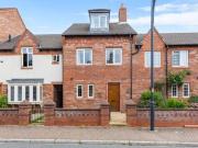 Butts Green, Westbrook, 3 Bedroom Terraced