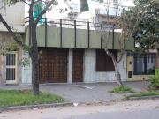 BV AVELLANEDA AL 2500 VENTA DE CASA DE 5 DORMITORIOS EN...