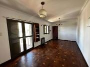 Bv. Galvez 1800, Candioti