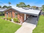 BY THE BEACH, NEAR THE SEA WHAT A WONDERFUL PLACE TO BE!