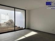 C102 Casa nueva en Venta Fracc Privado LomAlta Tres...