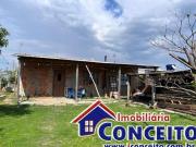 C226 Residência com 3 dormitórios localizada no...