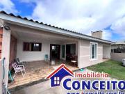 C245 Excelente residência com piscina localizada em...