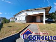 C431 Excelente residência composta de 04 dormitórios a...