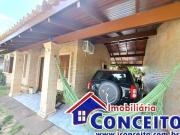 C72 Linda residência com piscina localizada em região de...