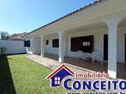 C806 Linda residência com 3 dormitórios localizada em...