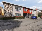 C99 1211 West 28th Street 1 Bedroom