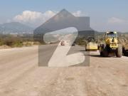 C 15 Main Double Road Corner Park Face