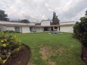 C Casa con 1000 m² de superficie de terreno y 4...