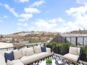 C. Mcarthur´s Yard, Gas Ferry Road, 3 Bedroom Penthouse