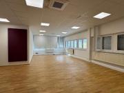 ca. 295 m² Büroflächen mit 24 m² Kleinlager Nähe U6 zu...