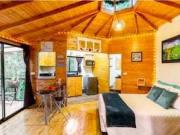 Cabaña Amoblada en Arriendo Piedra Gorda, Santa Elena