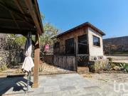 Cabaña en Tepoztlán con vista a las montañas, a 15...