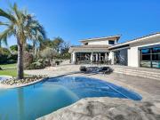 CABRIES VILLA CONTEMPORAINE 330M2 PISCINE GARAGE 4000M2...