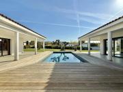 CABRIÈS / VILLA CONTEMPORAINE PROCHES ECOLES INTERNATIONALES