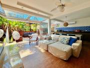 Cada à Venda em poucos passos do Mar de Juquehy