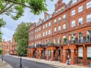 Cadogan Square, Knightsbridge, London SW1X, United...