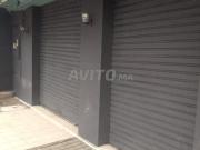 Café avec matériel à louer bonne place