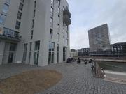 Café, Praxis, Büro, Atelier oder Laden mit Blick auf den...