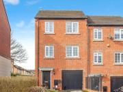 Calder Way, Crigglestone, 4 Bedroom Town