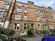 Caledonian Crescent, Dalry. 2 bed flat to rent £1,600...