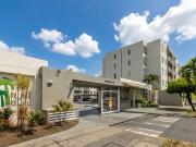 Cali, Valle del Lili. Vendo apartamento primer piso...