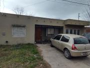 Calle 152bis esq 521 Casa 2 dormitorios c/ cochera y...