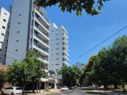 Calle 54 e/23 y 24 Parque San Martín DEPTO 2 dormis c/ coch