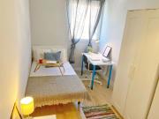 Calle Benidorm, 24 ONLY STUDENTS