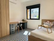 Calle de Albasanz, 37 ONLY STUDENTS