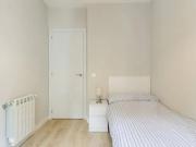 Calle de Cáceres, Madrid, Community of Madrid 28045