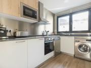 Calle de Dulcinea, Madrid, Community of Madrid 28020