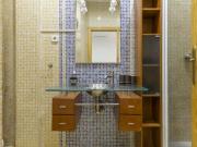 Calle de Estanislao Figueras, 5 ONLY STUDENTS