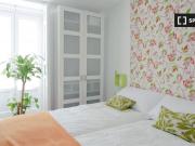 Calle de los Caños del Peral, Madrid, Community of...