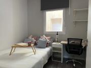 Calle de Pradales, 7. 1ºE ONLY STUDENTS