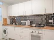 Calle Illescas, 23 ONLY STUDENTS