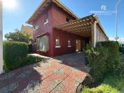 CALLE LARGA ARRIENDA CASA DE DOS PISOS 4D 3B COND. LOS...